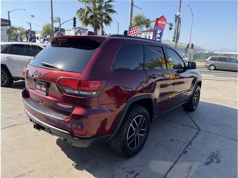 used 2020 Jeep Grand Cherokee car, priced at $16,585