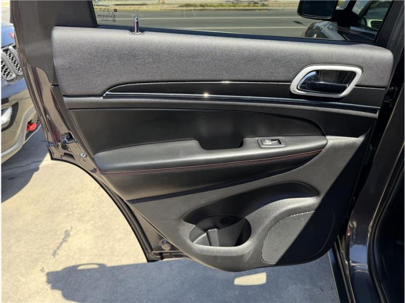 used 2020 Jeep Grand Cherokee car, priced at $19,995