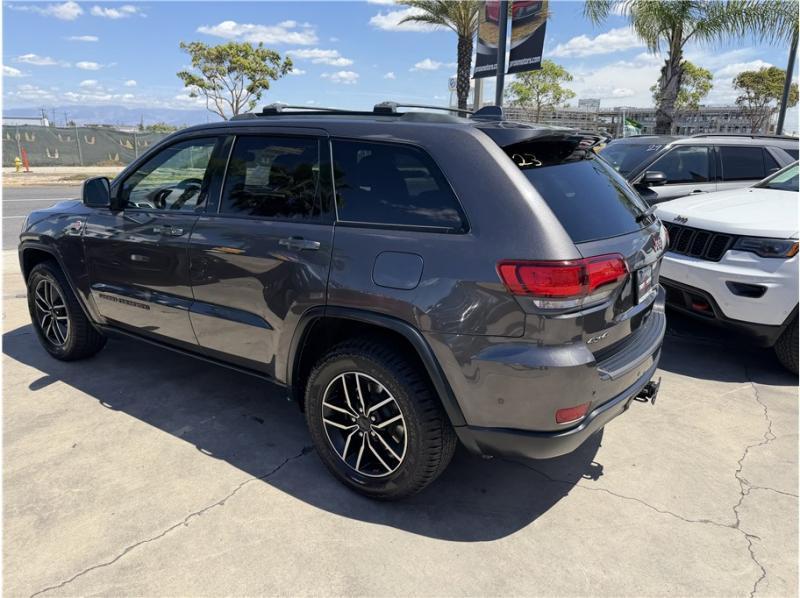 used 2020 Jeep Grand Cherokee car, priced at $19,995