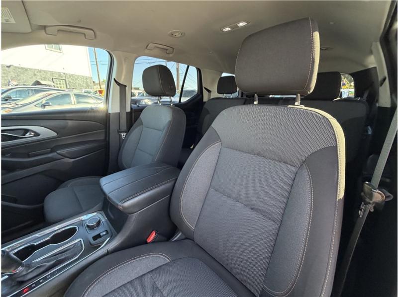 used 2020 Chevrolet Traverse car, priced at $15,485