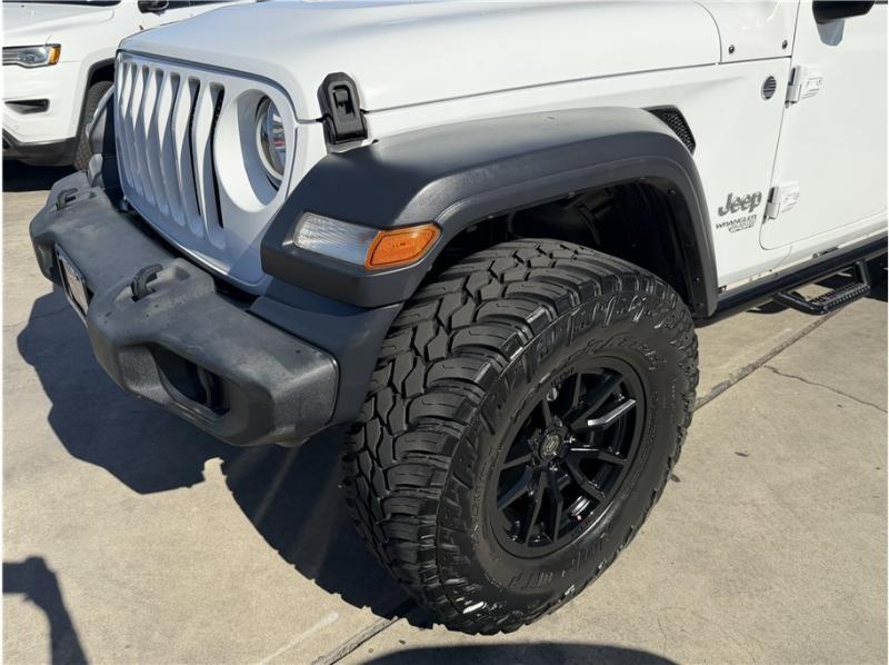used 2019 Jeep Wrangler Unlimited car, priced at $21,995