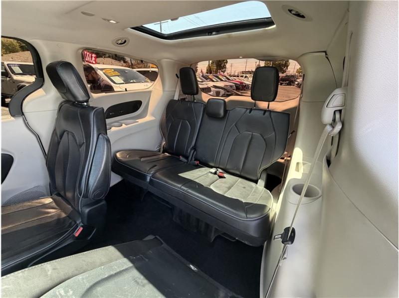 used 2018 Chrysler Pacifica car, priced at $14,995