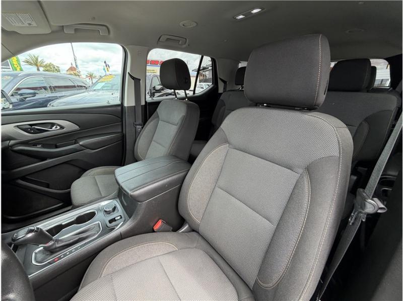 used 2020 Chevrolet Traverse car, priced at $15,995
