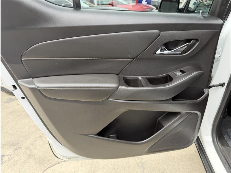 used 2020 Chevrolet Traverse car, priced at $15,995
