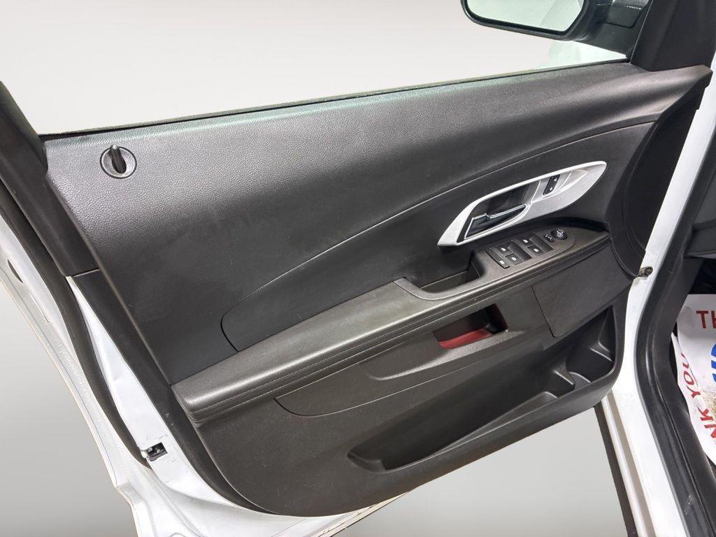 used 2015 Chevrolet Equinox car, priced at $12,758