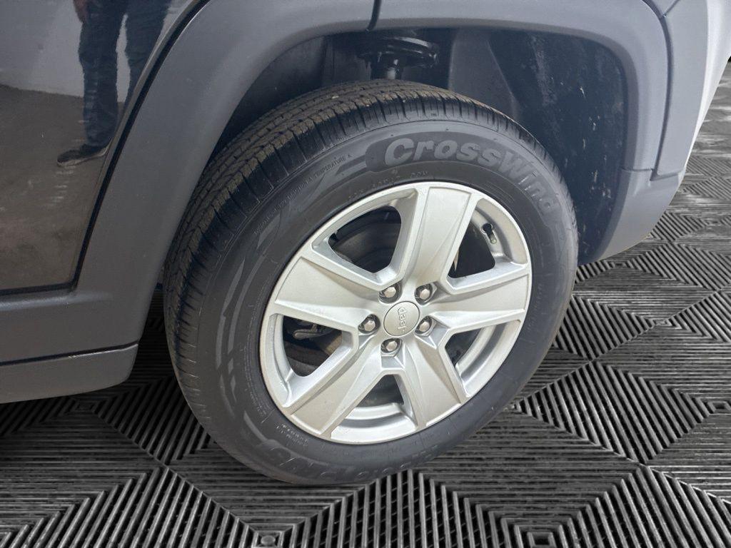 used 2022 Jeep Compass car, priced at $19,061