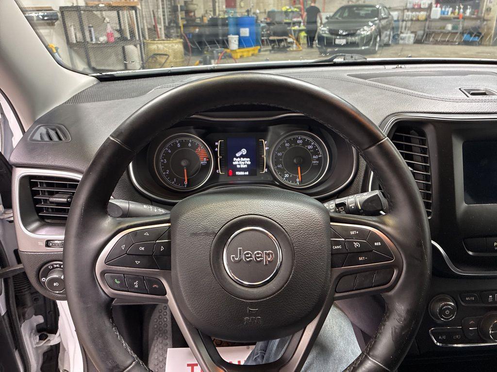 used 2019 Jeep Cherokee car, priced at $14,582