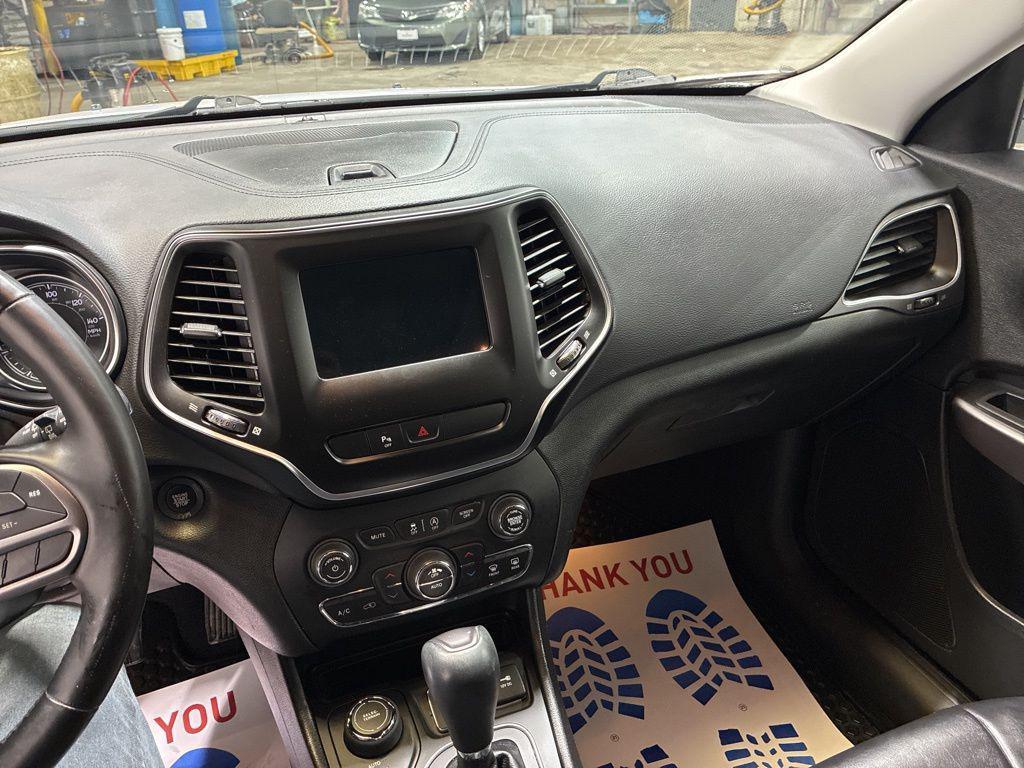 used 2019 Jeep Cherokee car, priced at $14,582