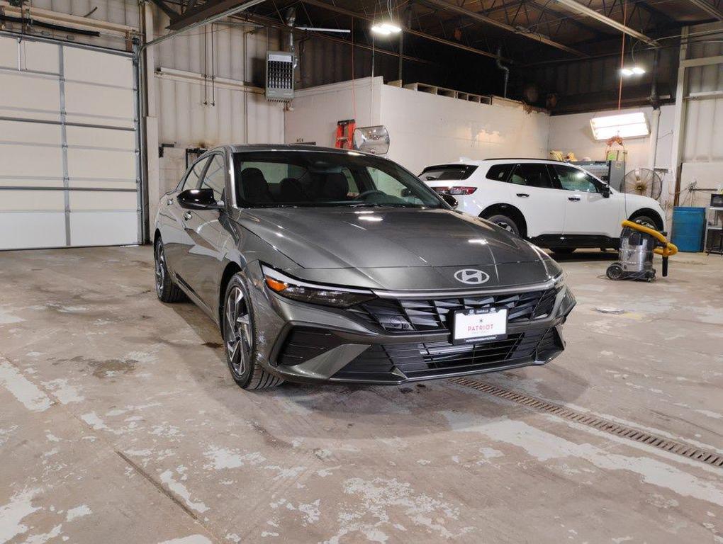 new 2025 Hyundai Elantra car, priced at $22,006