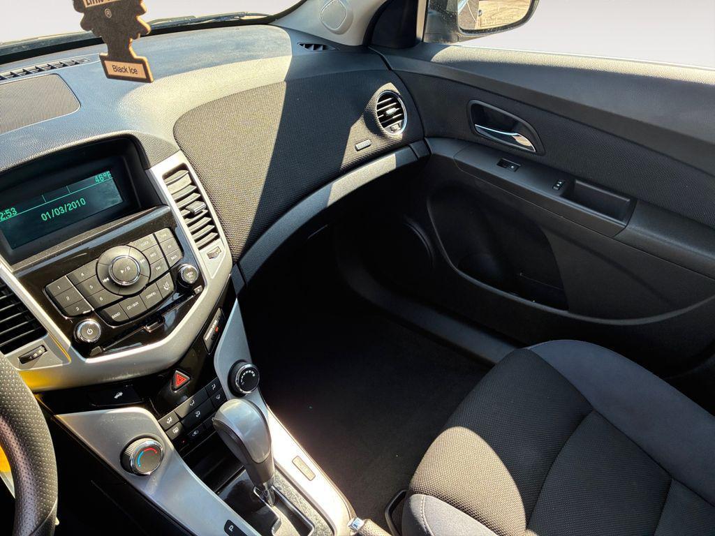 used 2016 Chevrolet Cruze Limited car, priced at $8,950