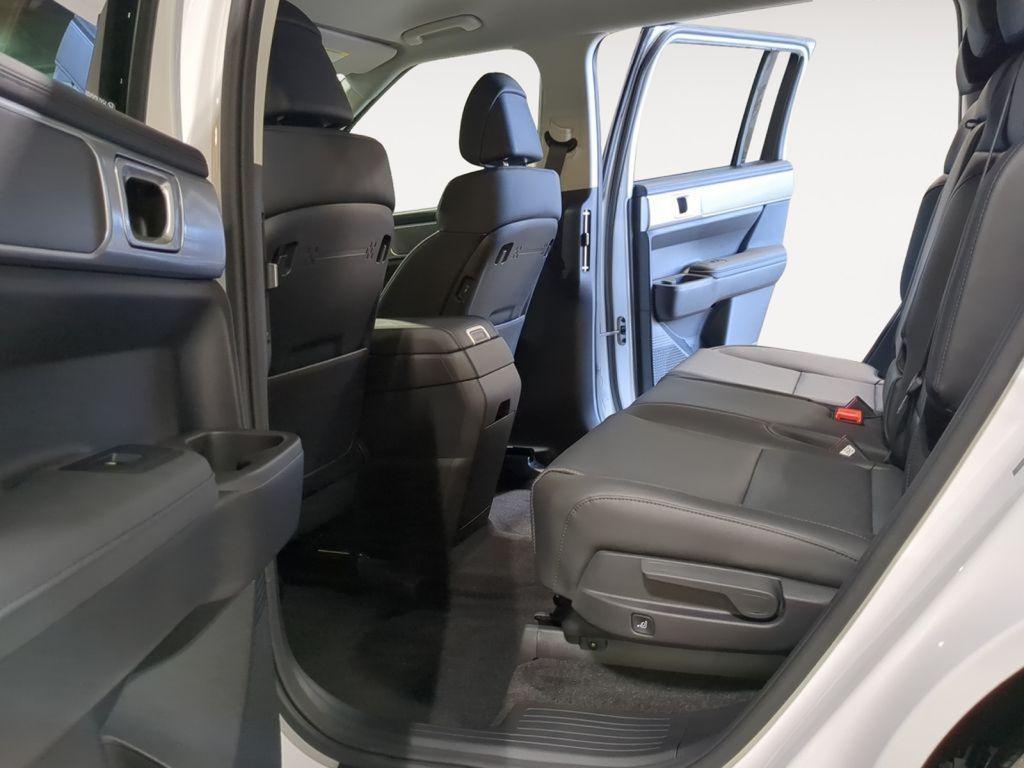 new 2025 Hyundai Santa Fe car, priced at $40,500