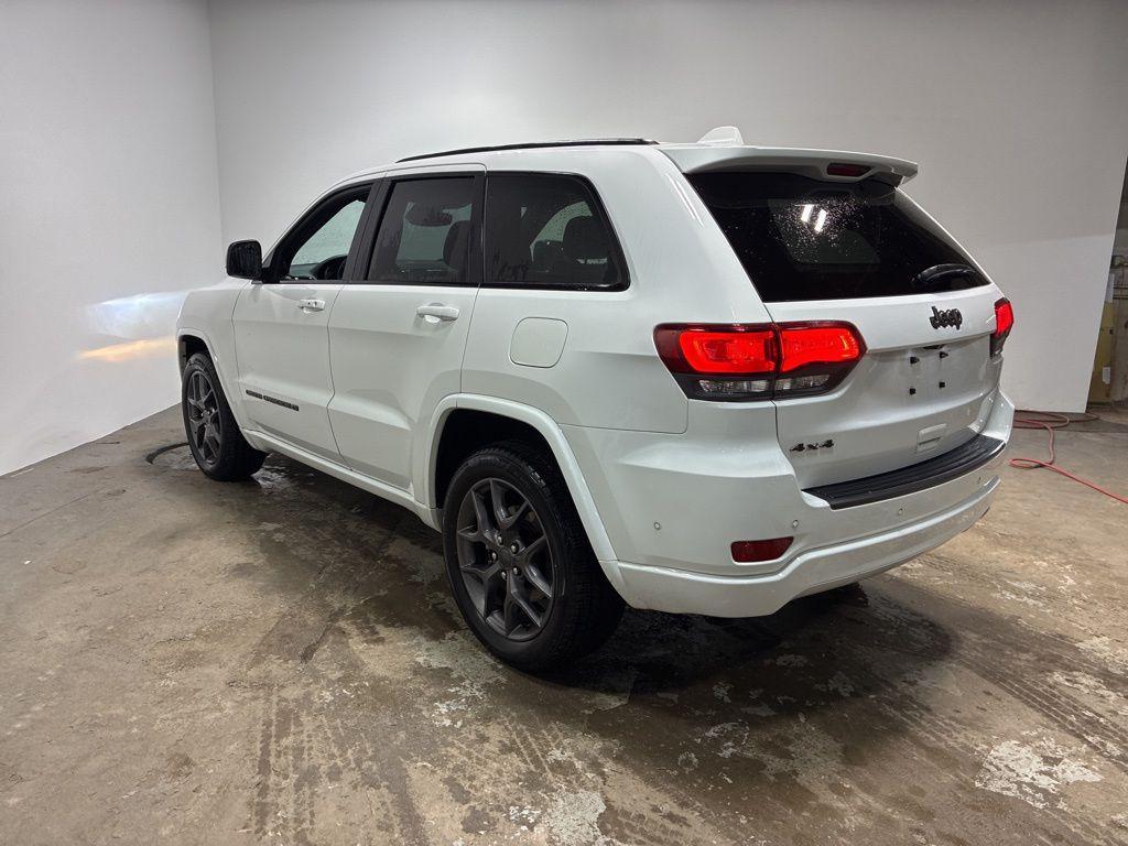 used 2021 Jeep Grand Cherokee car, priced at $17,995