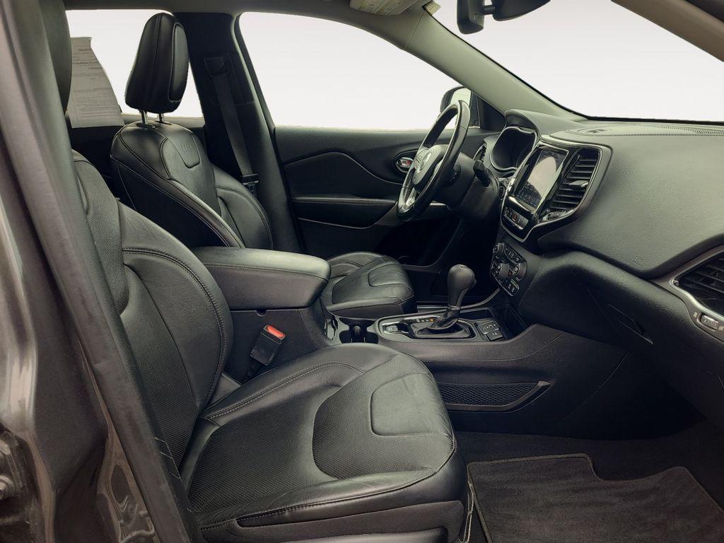 used 2021 Jeep Cherokee car, priced at $18,775