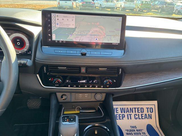 used 2025 Nissan Rogue car, priced at $35,000