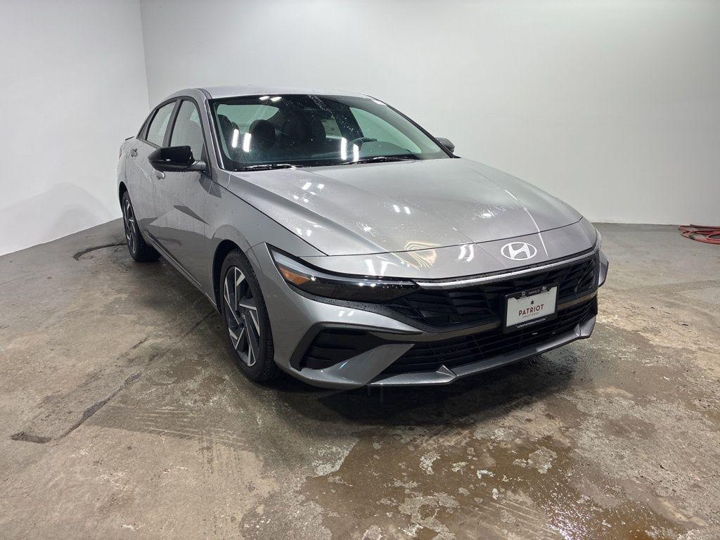 new 2025 Hyundai Elantra car, priced at $22,059