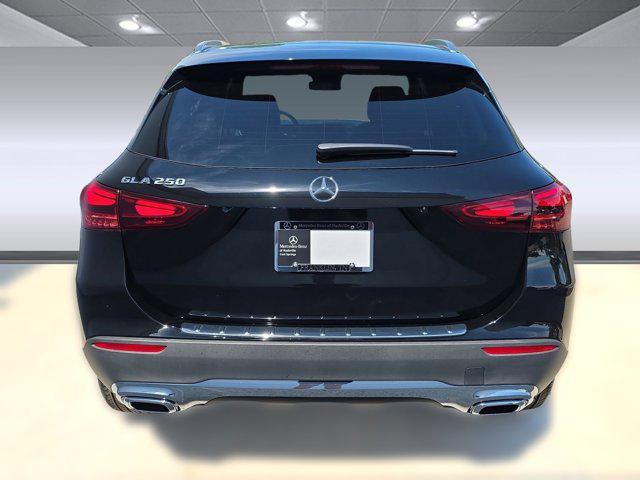 new 2025 Mercedes-Benz GLA 250 car, priced at $42,250