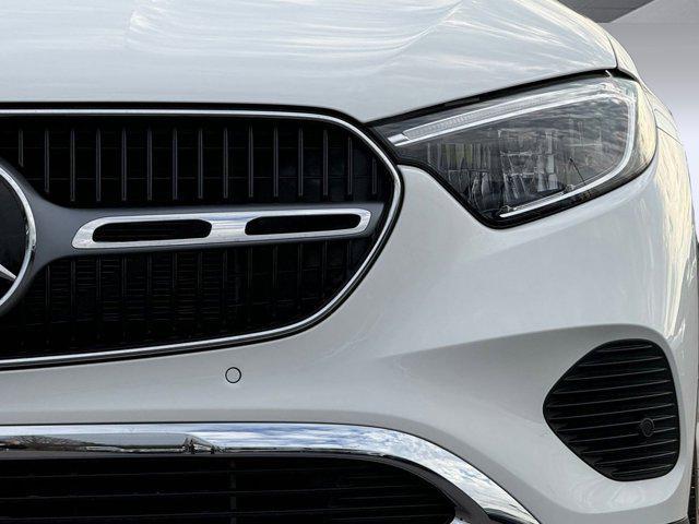 new 2026 Mercedes-Benz GLC 300 car, priced at $61,785