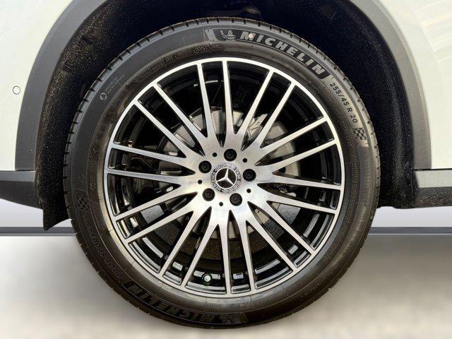 new 2026 Mercedes-Benz GLC 300 car, priced at $61,785