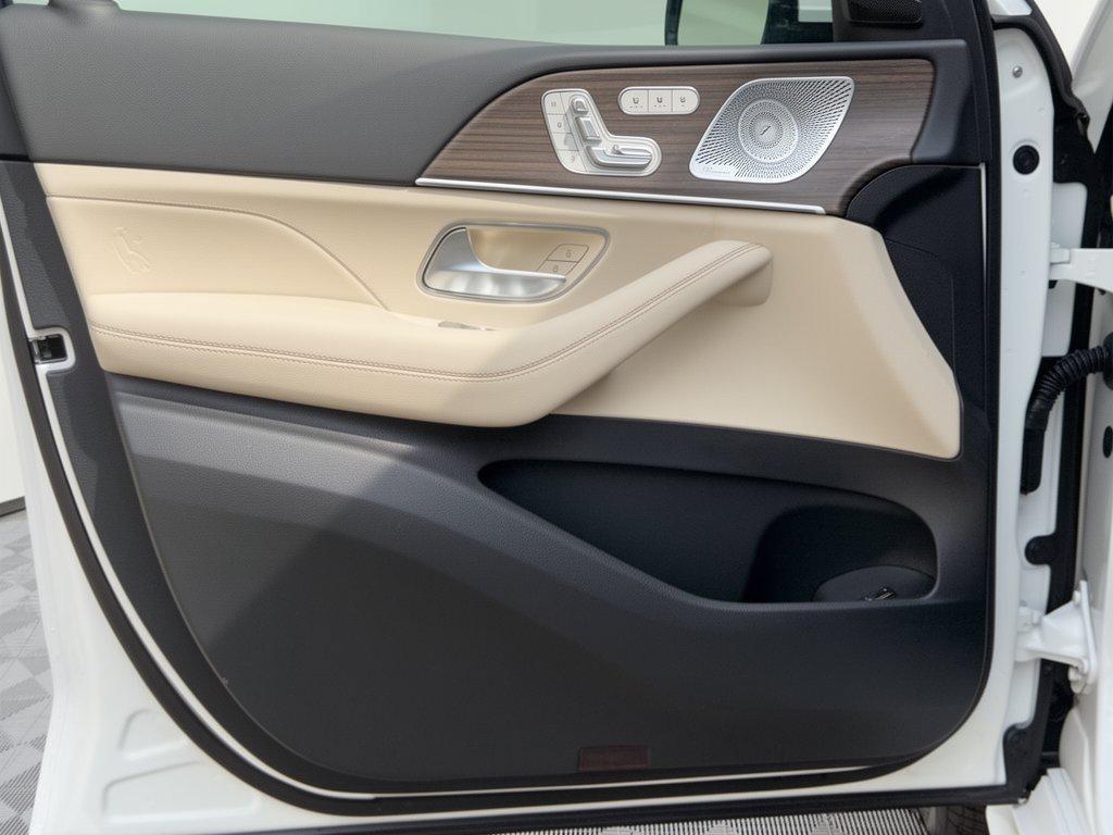 new 2027 Mercedes-Benz GLS 450 car, priced at $105,390