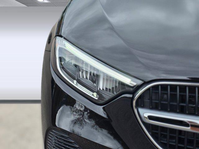 new 2026 Mercedes-Benz GLC 300 car, priced at $61,685