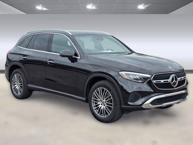 new 2026 Mercedes-Benz GLC 300 car, priced at $61,685