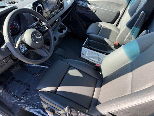 new 2025 Mercedes-Benz Sprinter 2500 car, priced at $70,178