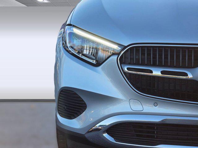 new 2026 Mercedes-Benz GLC 300 car, priced at $62,300