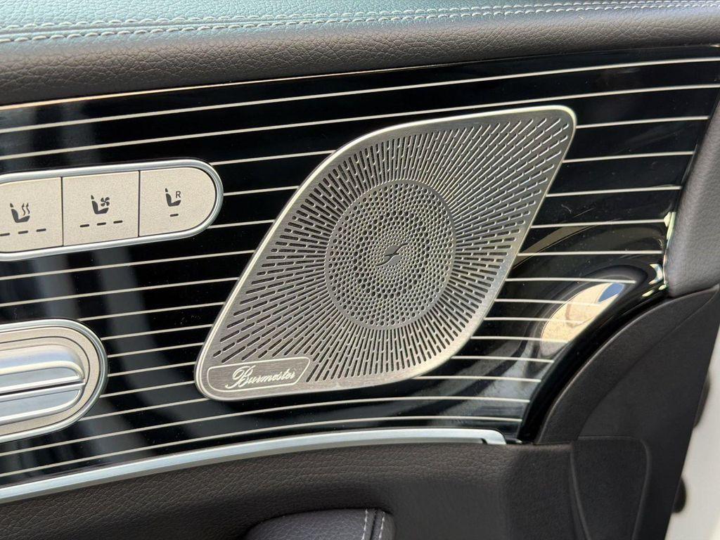 Mercedes-Benz GLS view 32