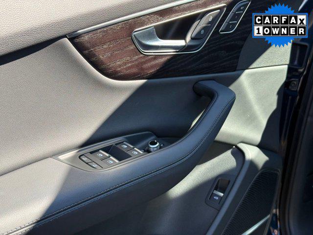 used 2024 Audi Q7 car, priced at $42,998