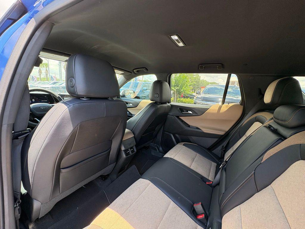 new 2026 Chevrolet Equinox car, priced at $30,256