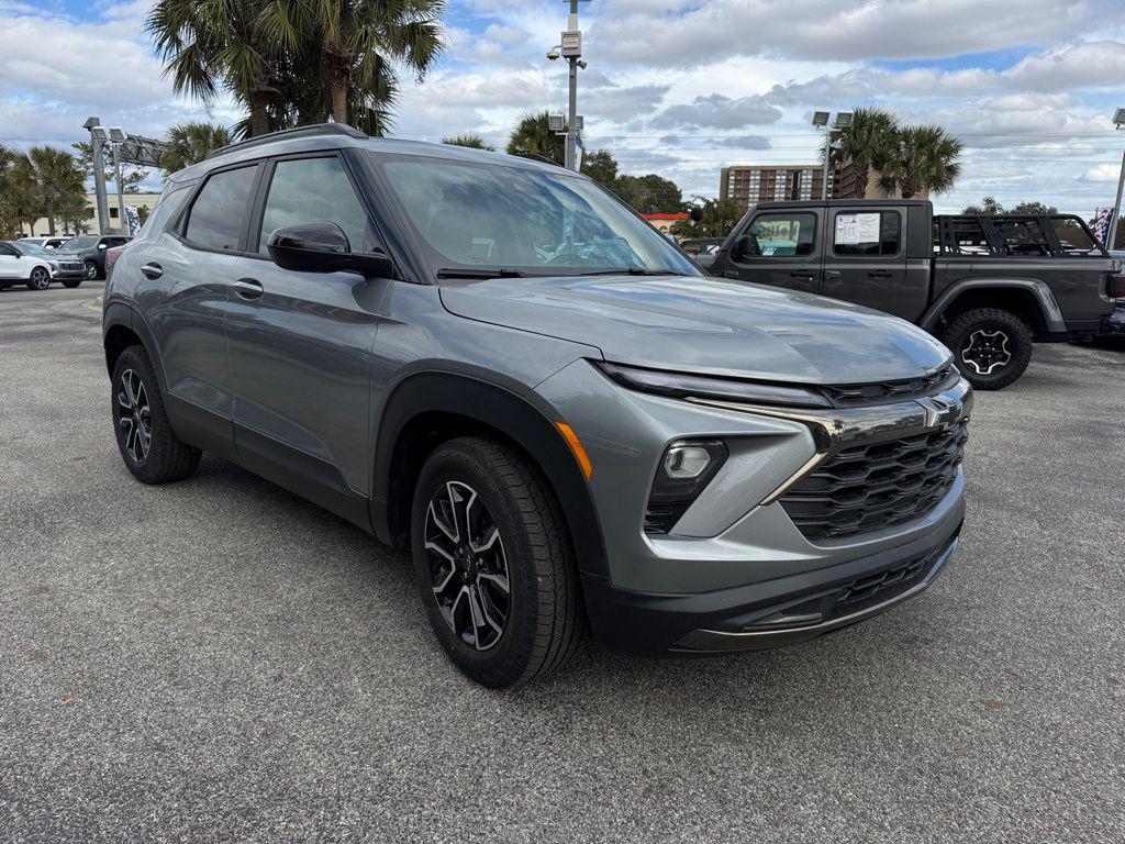 new 2026 Chevrolet TrailBlazer car, priced at $26,452