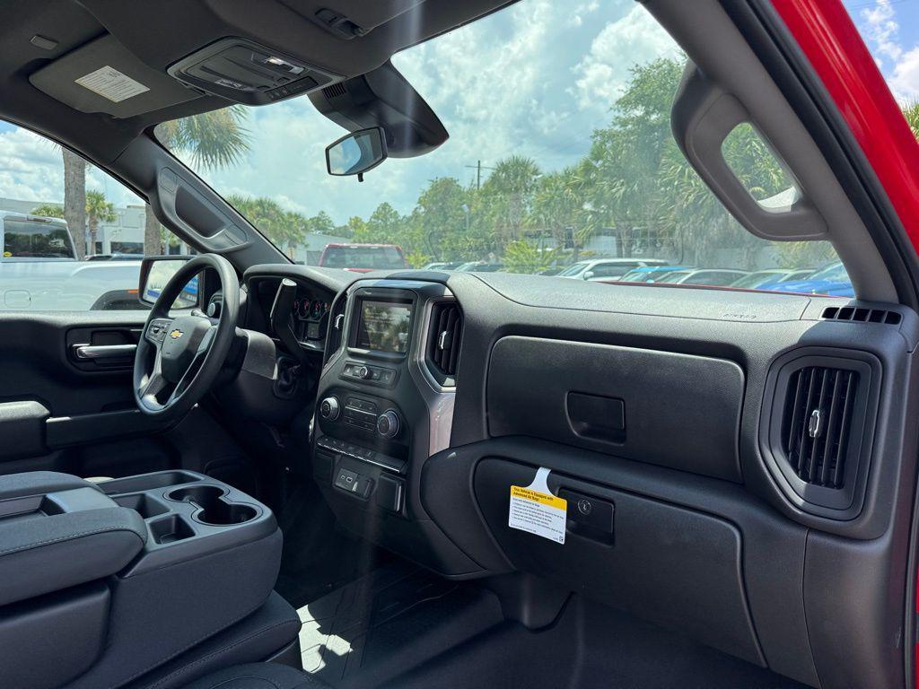 new 2025 Chevrolet Silverado 1500 car, priced at $45,950