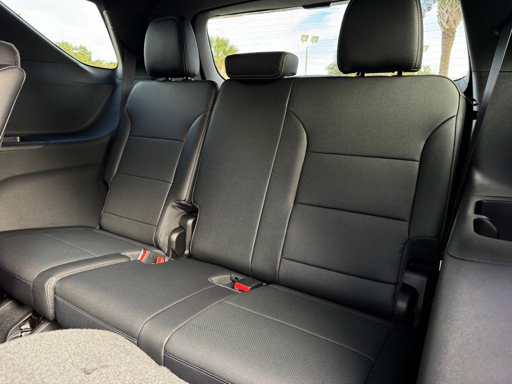 new 2026 Chevrolet Traverse car, priced at $48,524