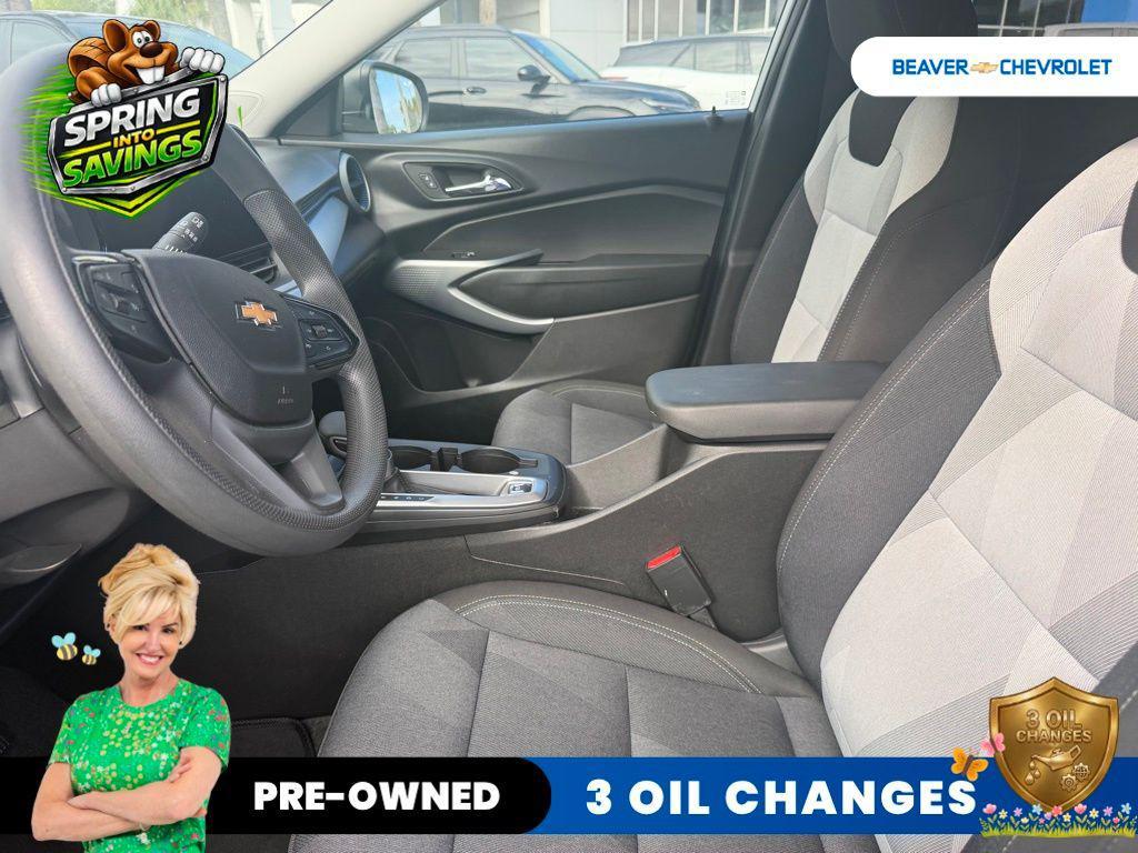 used 2025 Chevrolet Trax car, priced at $22,997