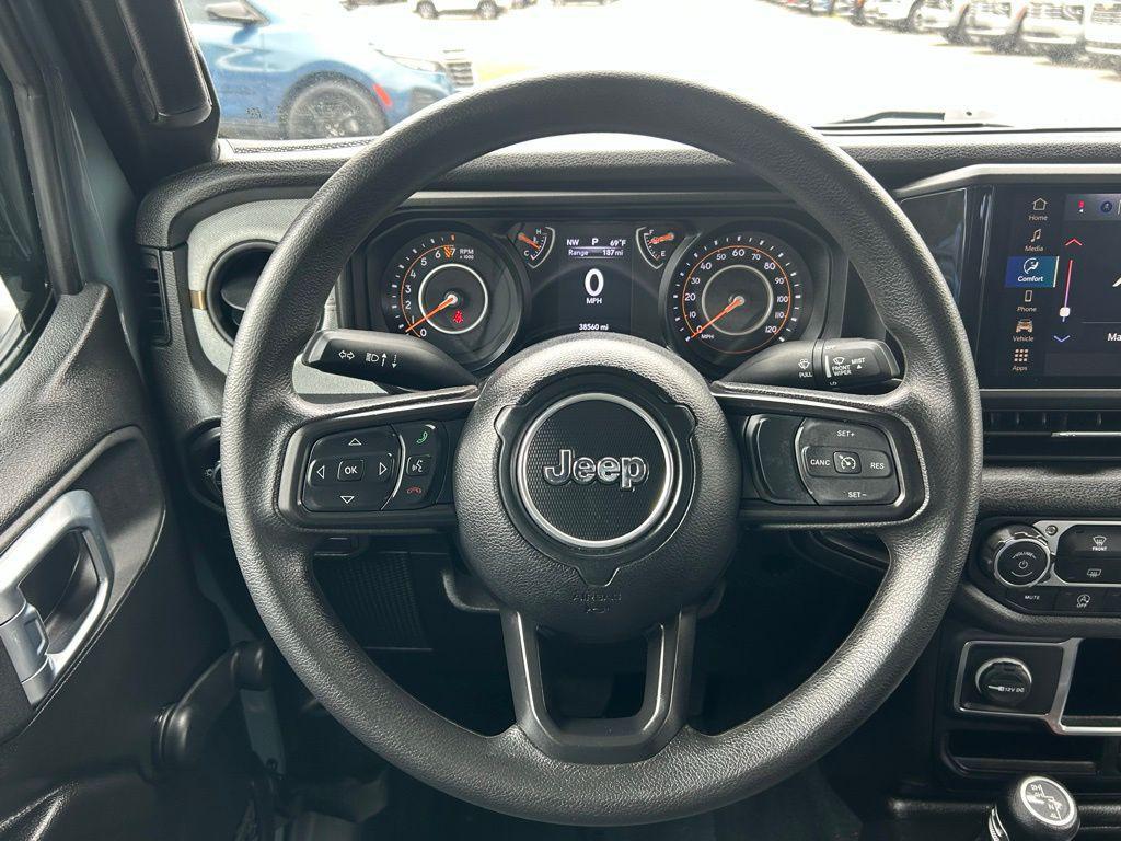 used 2024 Jeep Gladiator car, priced at $34,655