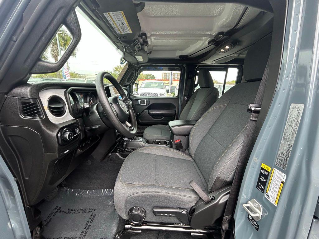 used 2024 Jeep Gladiator car, priced at $34,655
