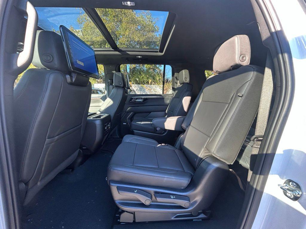 new 2026 Chevrolet Suburban car, priced at $88,700