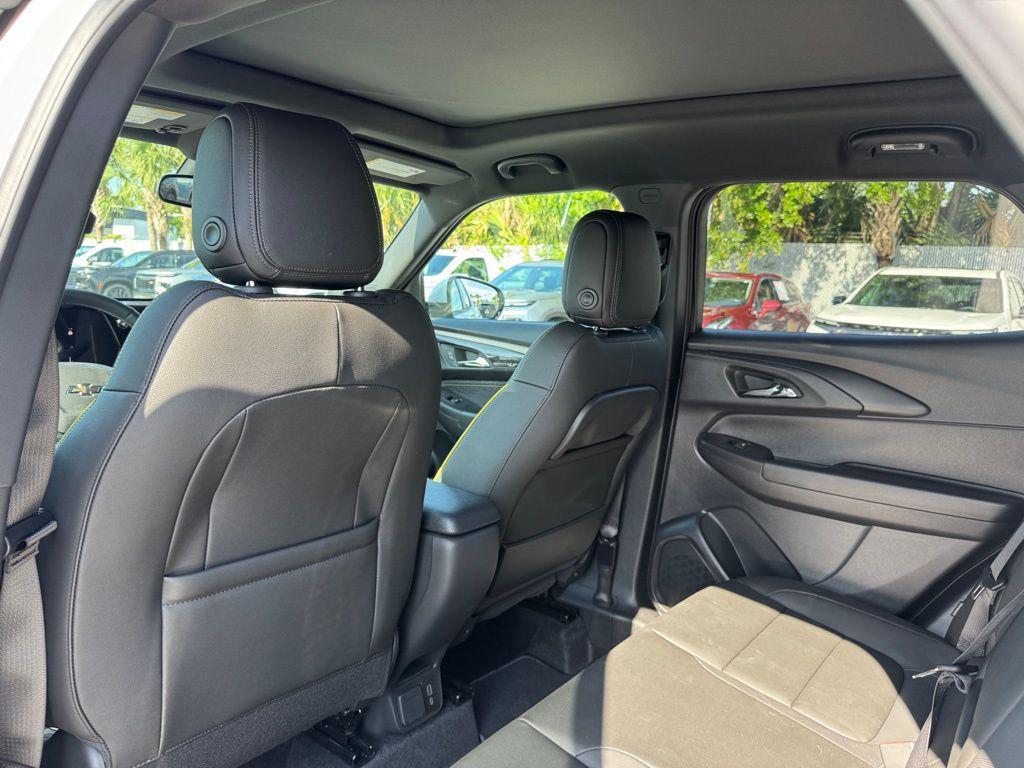 new 2025 Chevrolet TrailBlazer car, priced at $33,720