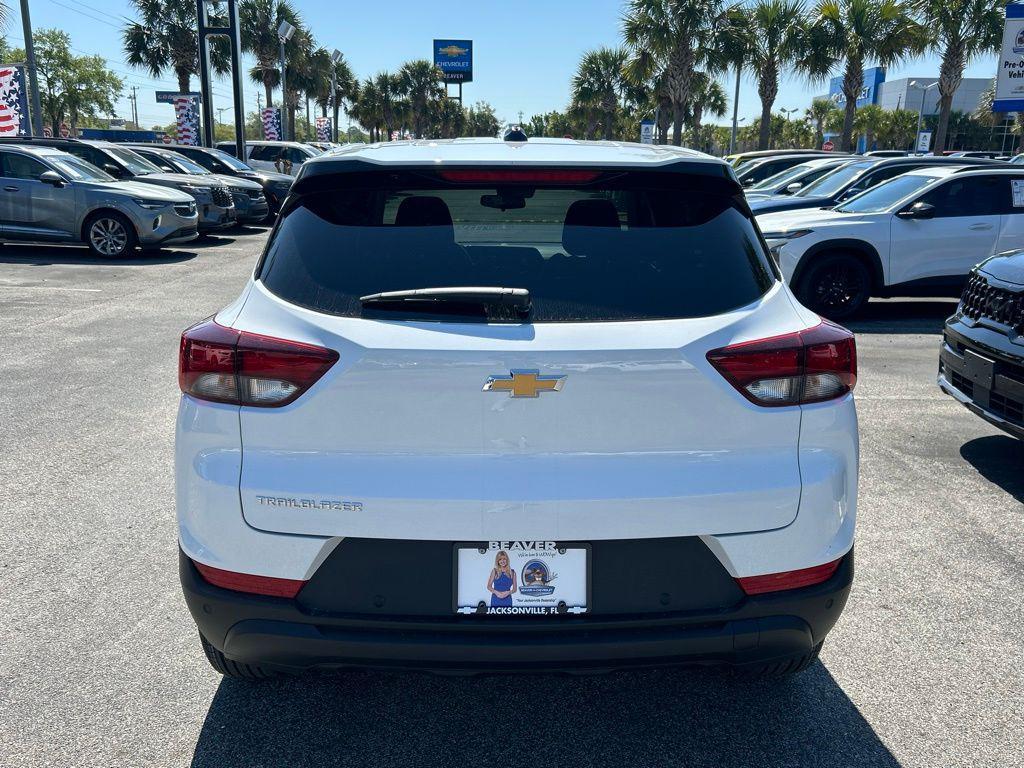 new 2026 Chevrolet TrailBlazer car, priced at $22,585