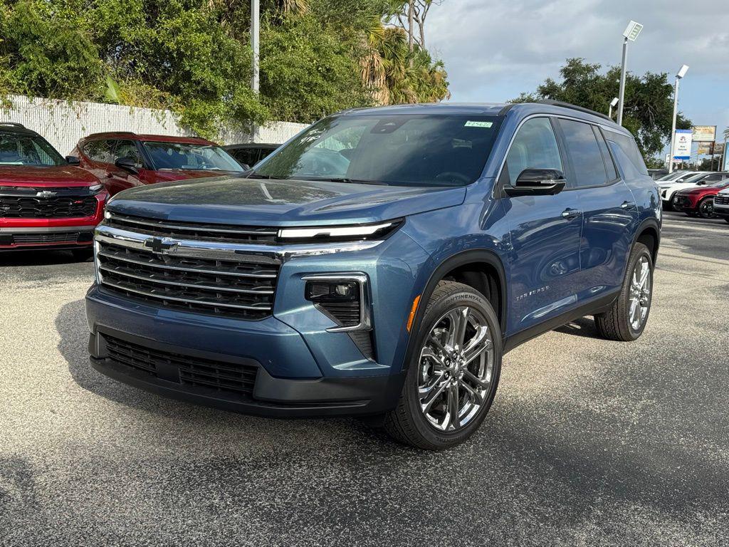 new 2025 Chevrolet Traverse car, priced at $48,200