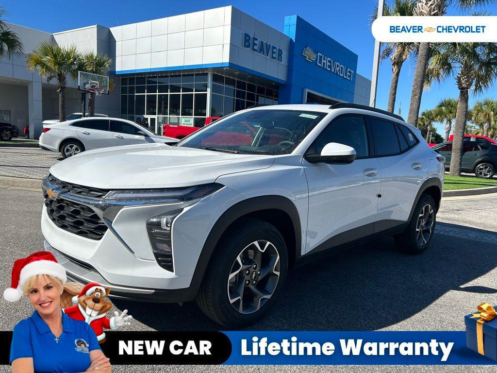 new 2025 Chevrolet Trax car, priced at $25,050