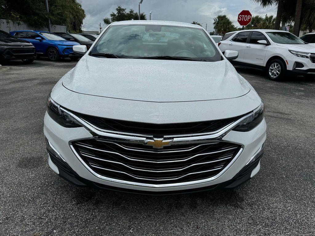 new 2025 Chevrolet Malibu car, priced at $23,228