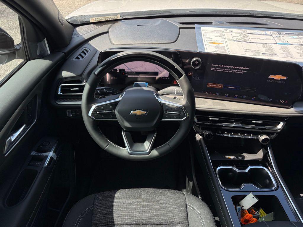 new 2026 Chevrolet Traverse car, priced at $50,355