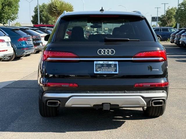 new 2025 Audi Q7 car, priced at $72,812