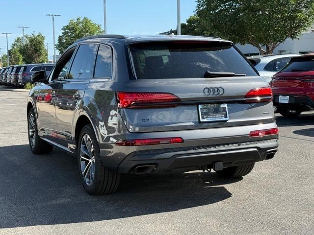 new 2025 Audi Q7 car, priced at $64,982