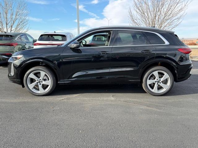 new 2025 Audi Q5 car, priced at $59,495