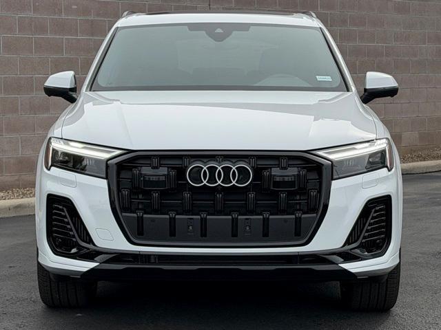 new 2026 Audi Q7 car, priced at $79,005