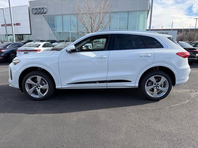 new 2025 Audi Q5 car, priced at $60,070