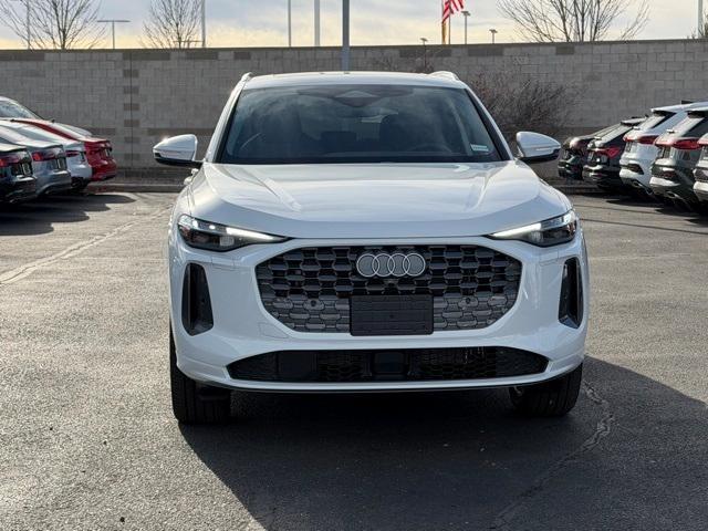new 2025 Audi Q5 car, priced at $60,070