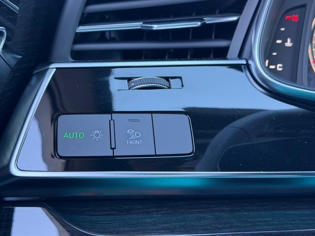 new 2026 Audi Q7 car, priced at $73,645